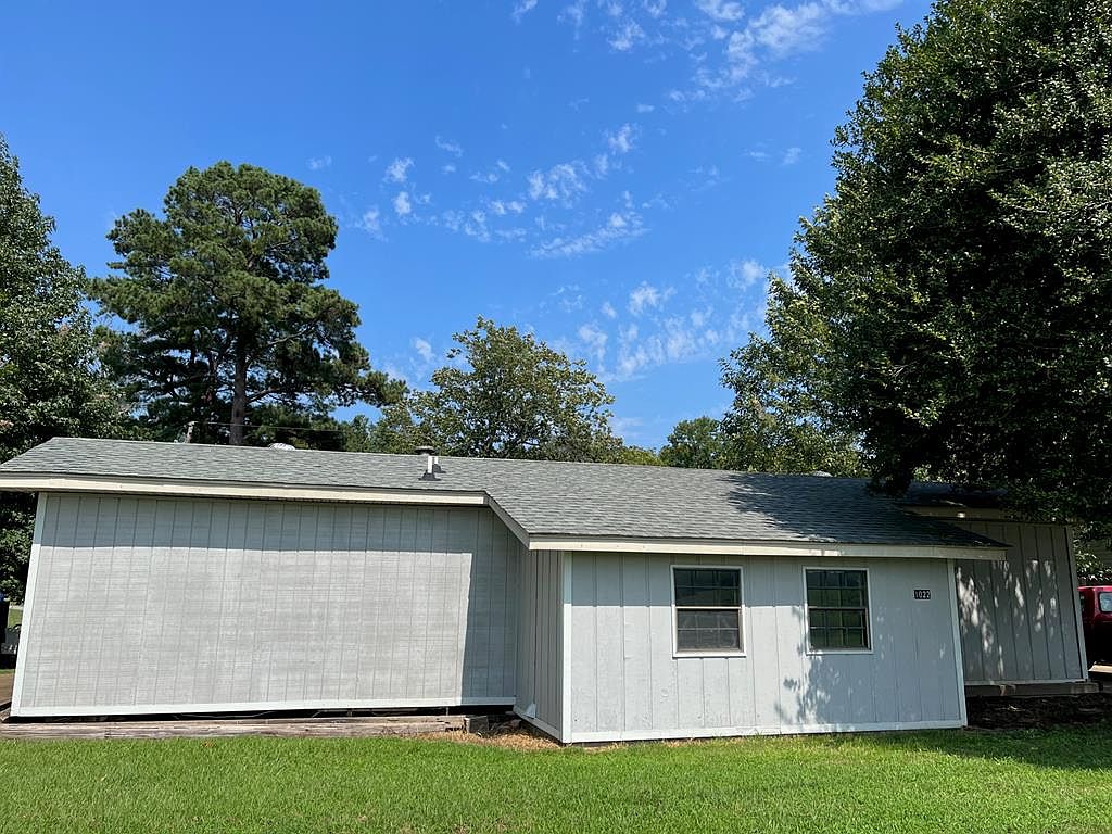 Foreclosed Home - 1022 RIVERVIEW RD, 38666