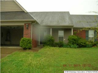 Foreclosed Home - 1720 CENTRAL TRAILS DR, 38671