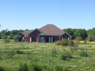 Foreclosed Home - 380 E Mound Bayou Rd, 38762
