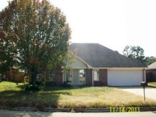 Foreclosed Home - 2123 CRABAPPLE DR, 38801