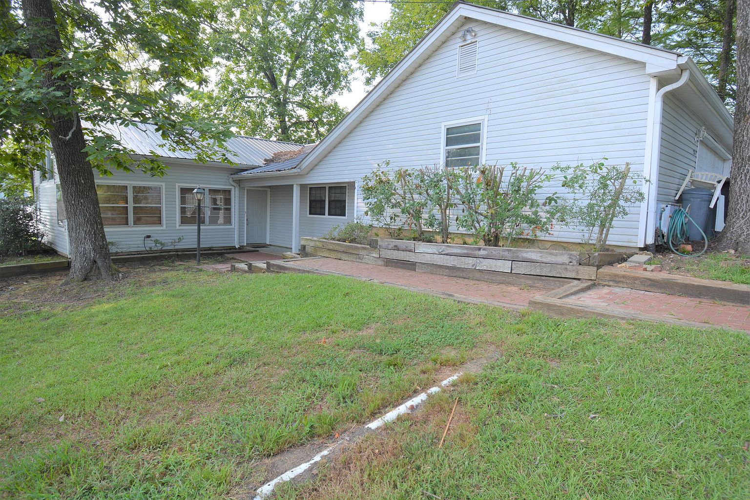 Foreclosed Home - 134 LITTLE TURKEY TRL, 38804