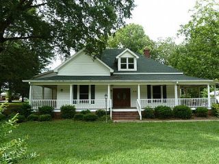 Foreclosed Home - 410 E CLAYTON ST, 38824
