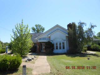 Foreclosed Home - 1400 MARTIN LUTHER KING JR DR, 38829