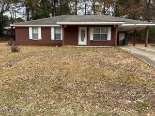 Foreclosed Home - 175 HOLLY ST, 38921