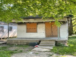 Foreclosed Home - 619 AVENUE L, 38930