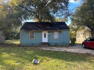 Foreclosed Home - 408 KINNEY ST, 38930