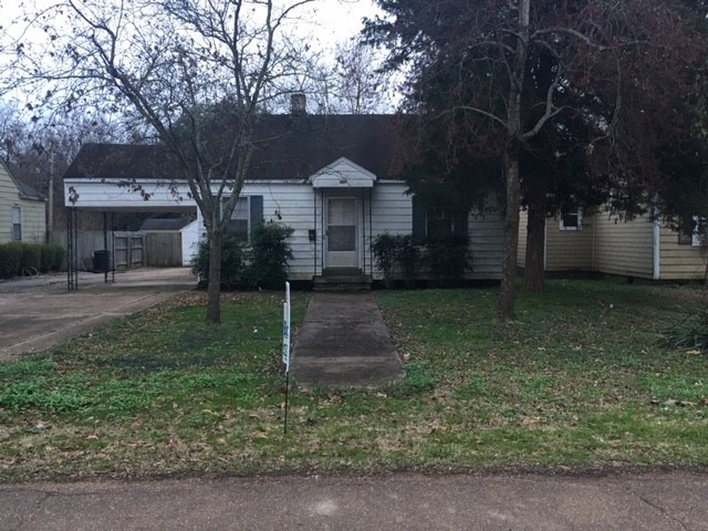 Foreclosed Home - 309 W MONROE AVE, 38930