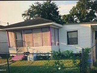 Foreclosed Home - 213 MCGEHEE ST, 38930