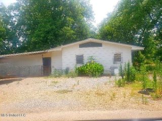 Foreclosed Home - 113 SWEETHOME RD, 39038