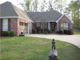 Foreclosed Home - 102 WINCHESTER LN, 39042