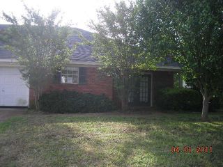 Foreclosed Home - 528 HARBOR RIDGE DR, 39047
