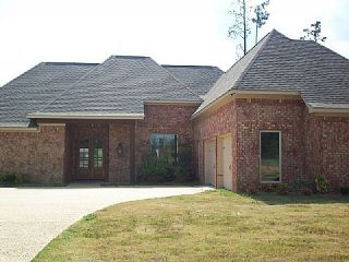 Foreclosed Home - 413 DEER HOLW, 39047