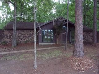 Foreclosed Home - 1092 Rolling Hills Dr, 39059