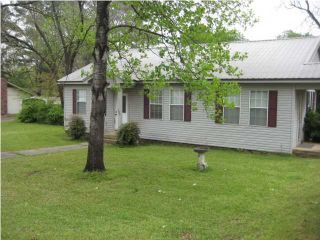 Foreclosed Home - 400 FIRST ST, 39071