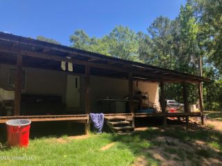 Foreclosed Home - 2495 STAR RD, 39073