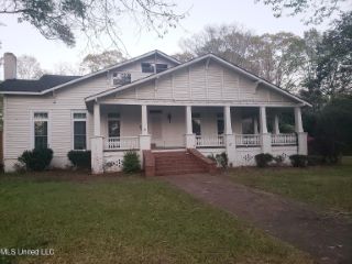 Foreclosed Home - 305 S EXTENSION ST, 39083