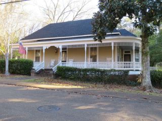 Foreclosed Home - 126 BRANTLEY ST, 39090