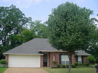 Foreclosed Home - 107 OLD GIN CV, 39110