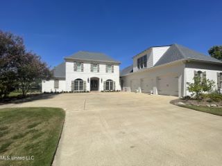 Foreclosed Home - 118 CHADWYCK PL, 39110