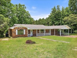 Foreclosed Home - 774 ATHENS RD, 39114