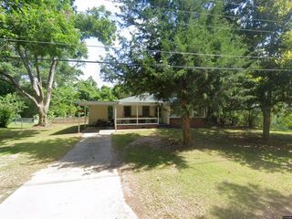 Foreclosed Home - 114 CATALPA DR, 39120