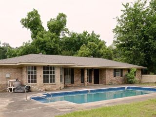Foreclosed Home - 1125 N DR ML KING JR ST, 39120