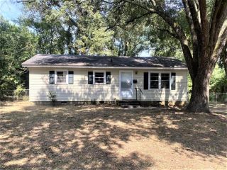 Foreclosed Home - 123 WEIR CT, 39120