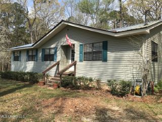 Foreclosed Home - 170 WIRE RD, 39145