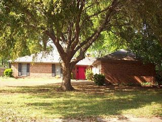Foreclosed Home - 2018 GATEWAY DR, 39157