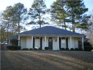 Foreclosed Home - 137 TRACE RIDGE DR, 39157