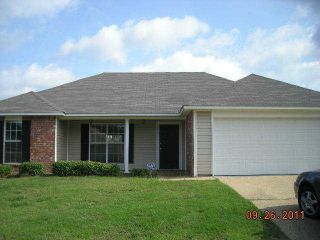 Foreclosed Home - 115 NICHOLSON DR, 39170