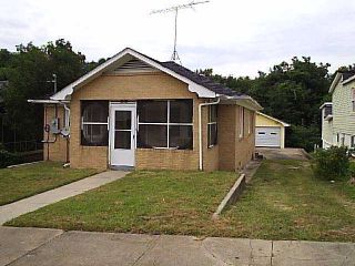 Foreclosed Home - 1111 FAYETTE ST, 39183