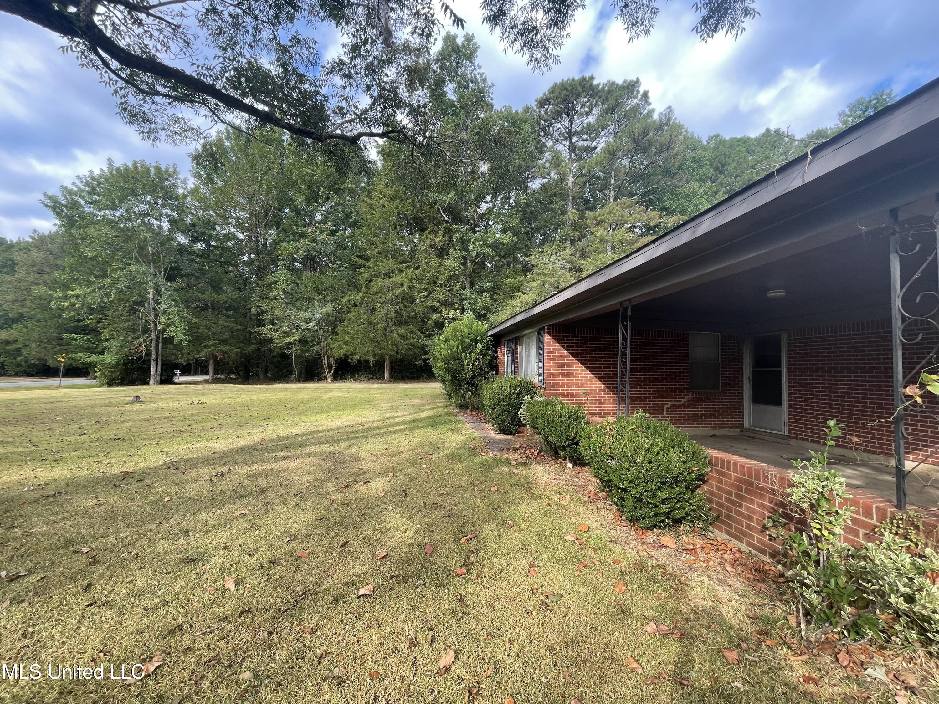Foreclosed Home - 4233 GUNTER RD, 39189