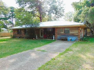 Foreclosed Home - 1055 LOOM ST, 39191