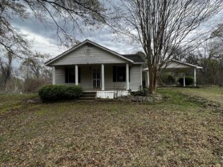 Foreclosed Home - 1385 RIDGE RD, 39194