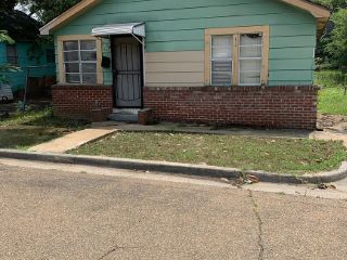 Foreclosed Home - 1107 W SILAS BROWN ST, 39204