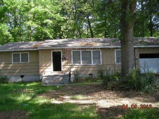 Foreclosed Home - 742 KENSINGTON PL, 39206