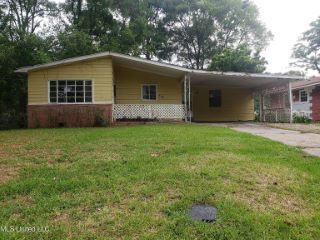 Foreclosed Home - 556 WOODWARD AVE, 39206