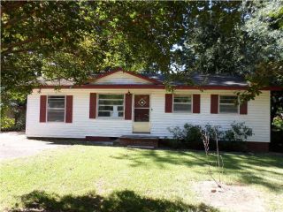 Foreclosed Home - 2737 Old Country Club Rd, 39208