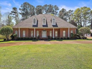 Foreclosed Home - 1007 COUNTRY PLACE DR, 39208