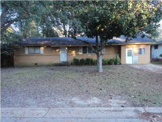 Foreclosed Home - 250 ROWLAND AVE, 39209