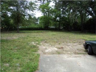 Foreclosed Home - 5176 PARKWAY DR, 39211