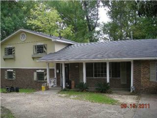 Foreclosed Home - 5715 GLADEWOOD DR, 39211