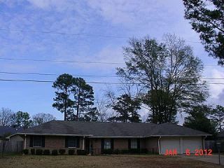 Foreclosed Home - 5812 KINGS PL, 39211