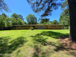 Foreclosed Home - 1715 MEADOWBROOK RD, 39211