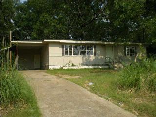 Foreclosed Home - 2862 OAK FOREST DR, 39212