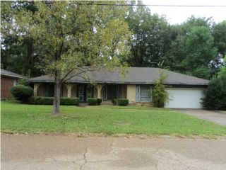Foreclosed Home - 3308 FLEETWOOD DR, 39212