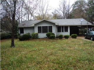 Foreclosed Home - 3211 CHARLESTON DR, 39212