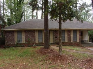 Foreclosed Home - 3237 Bienville Dr, 39212