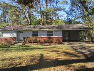 Foreclosed Home - 3431 Rainey Rd, 39212